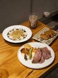 可愛貓貓主題特色Cafe
