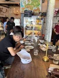 Alice’s Dining Hall – Rajadamnern,