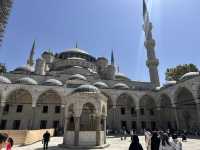 【スルタンアフメト・モスク（Sultanahmet Camii）｜「ブルーモスク」と呼ばれるイスタンブールの象徴的モスク