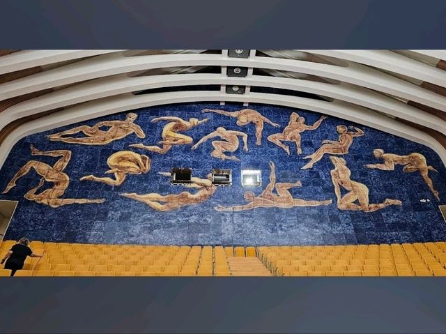 聿倫西亞的大型歌劇院
