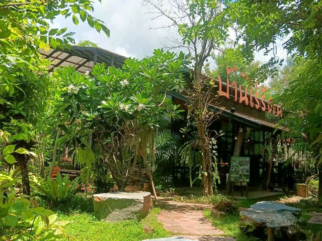 บ้านไร่รัตนคาเฟ่ ban rai rattana cafe 