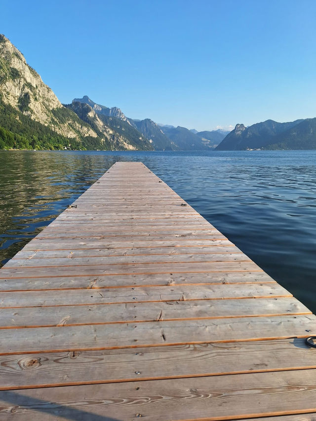 🌿 美しいヴェルター湖と歴史ある街並み、クラーゲンフルトで癒しの旅を✨