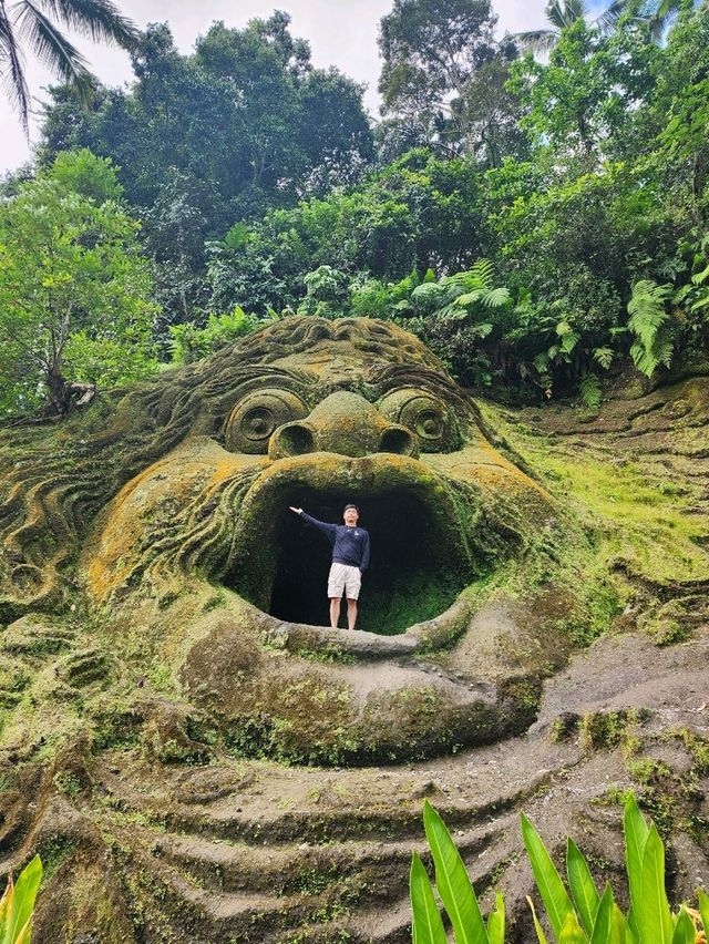 Alas Harum Ubud: Where Every Corner Screams Bali 🌿☕🌾