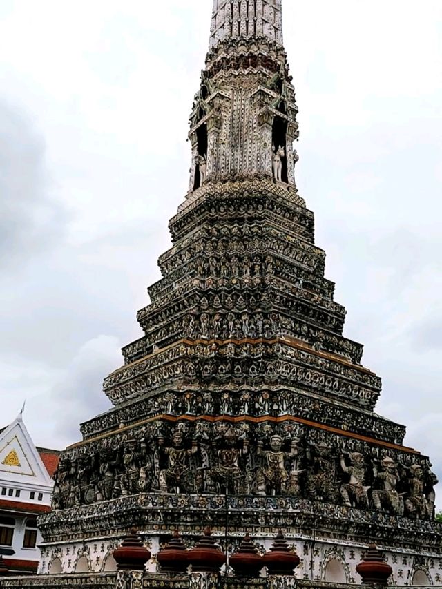 วัดอรุณราชวราราม ริมแม่น้ำเจ้าพระยา✨️
