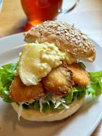 Tai Katsu Burger in a Charming Machiya Café – A Taste of Dogo