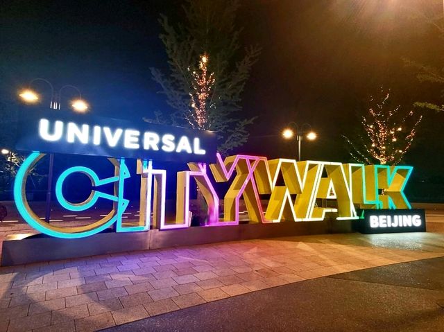 Shopping and Dining spree at Universal City Walk