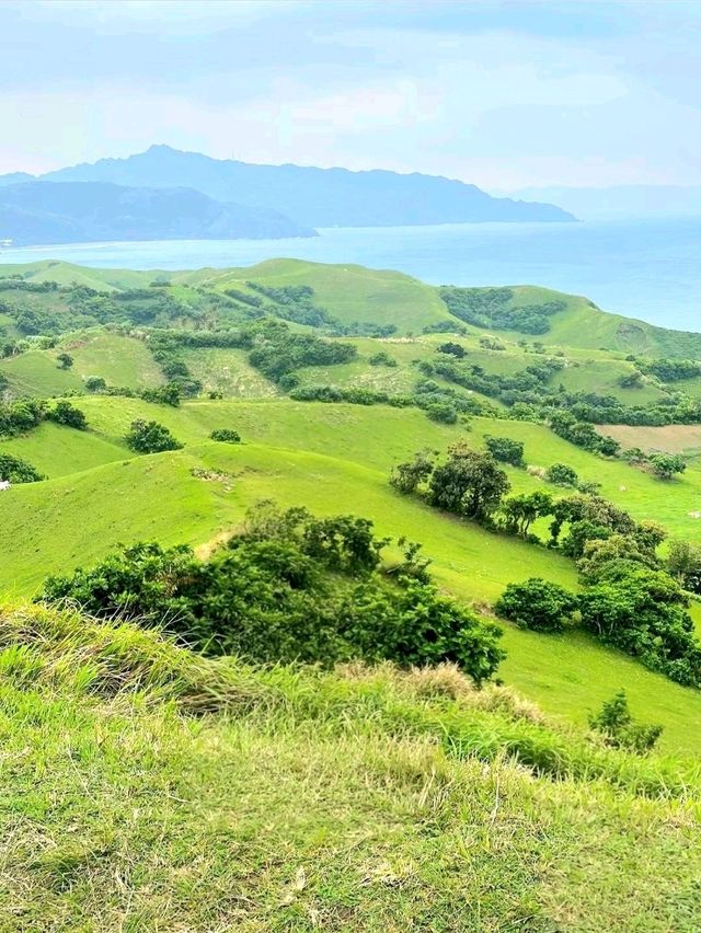 Rolling Marlboro Hills: The Breathtaking Beauty of Batanes