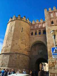 Segovia’s Serving Fairytale Feels & Crispy Pig Dreams