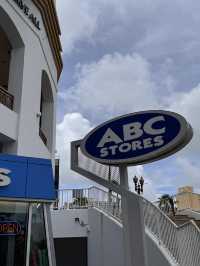 괌 여행자의 편의점, ABC 스토어