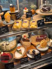 คาเฟ่ในบ้านสไตล์โคโลเนียล