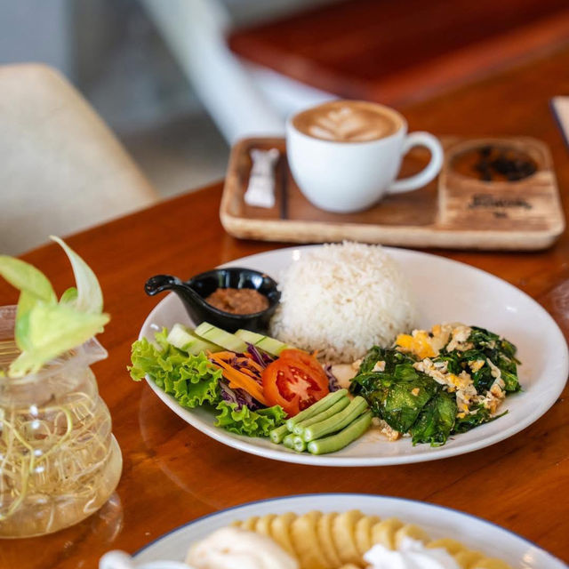 โรงคั่วกาแฟเขาสก ☕️⛰️