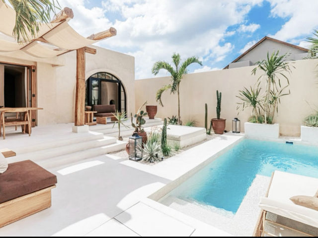 Khaleela Canggu, Bali: A Stylish Villa with a Few Quibbles 🌴🏡