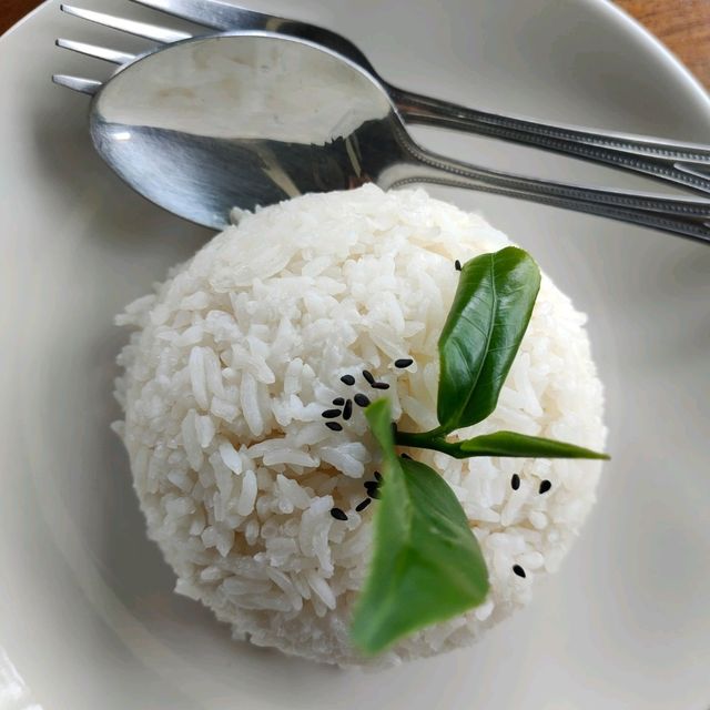 ไปมาแล้วนะจร้าม่อนกุเวรกับไร่ชาผัสสะ 