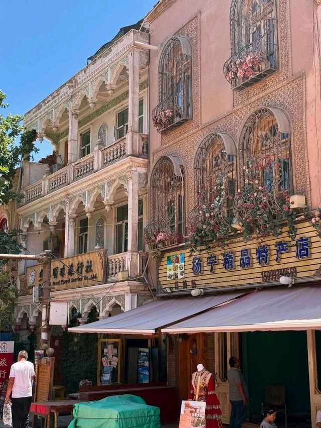 Kashgar’s “Gold City” Is Seriously Cool