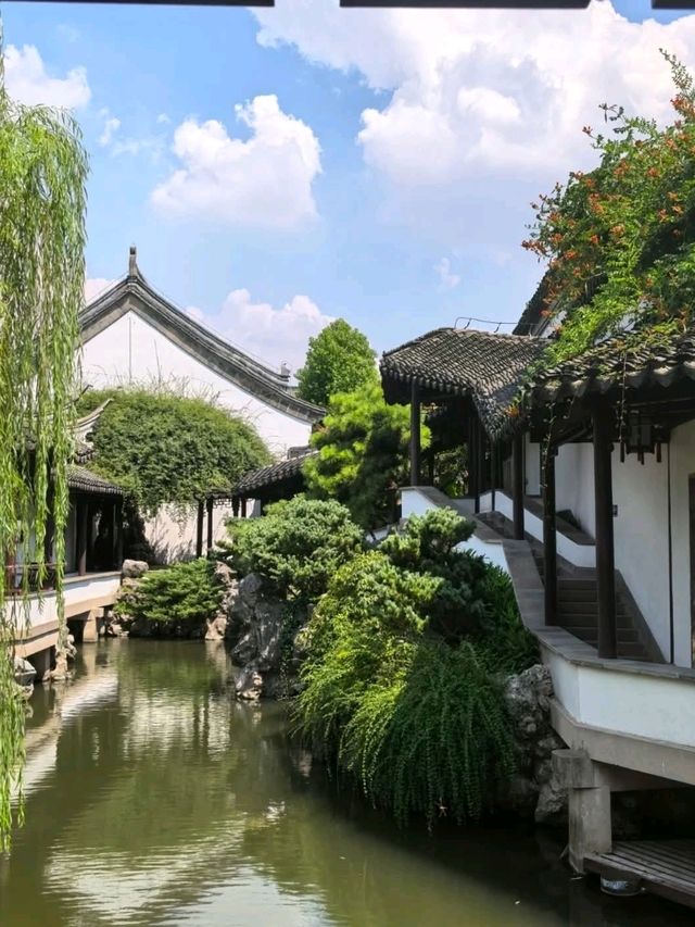 “Echoes of Empire: Nanjing’s Timeless Elegance”
