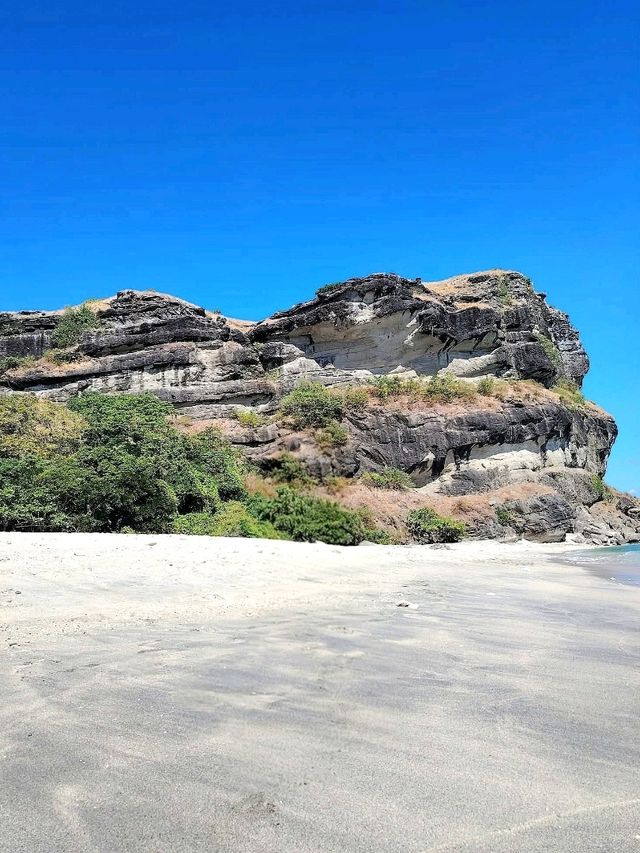 Anawangin Escape: A Hidden Cove Adventure in Zambales