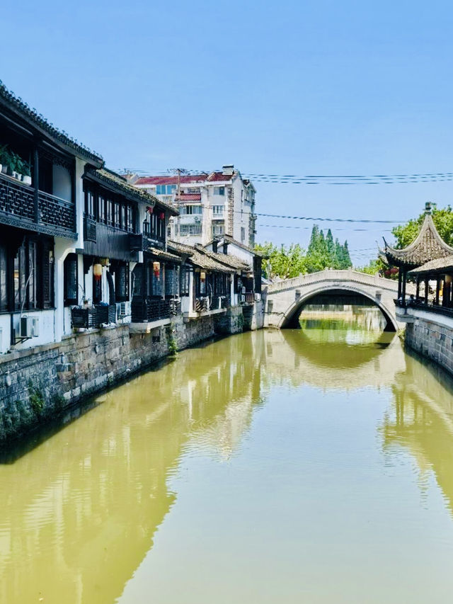 A Photographer's Dream with Picturesque Scenery