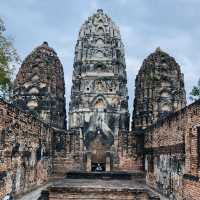 🏯วัดศรีสวาย สุโขทัย ความเก่าแก่ที่ยังมีเสน่ห์🏯