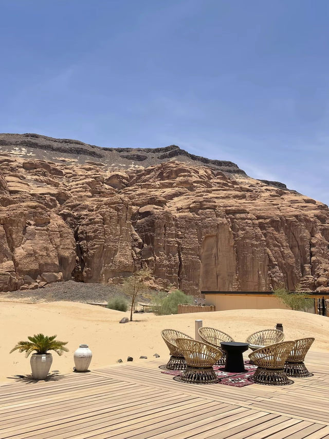 【サウジアラビア】一生に一度は行きたい絶景ホテル🥹‼️