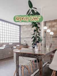 Repeat Cafe(リピート) คาเฟ่ลำปาง