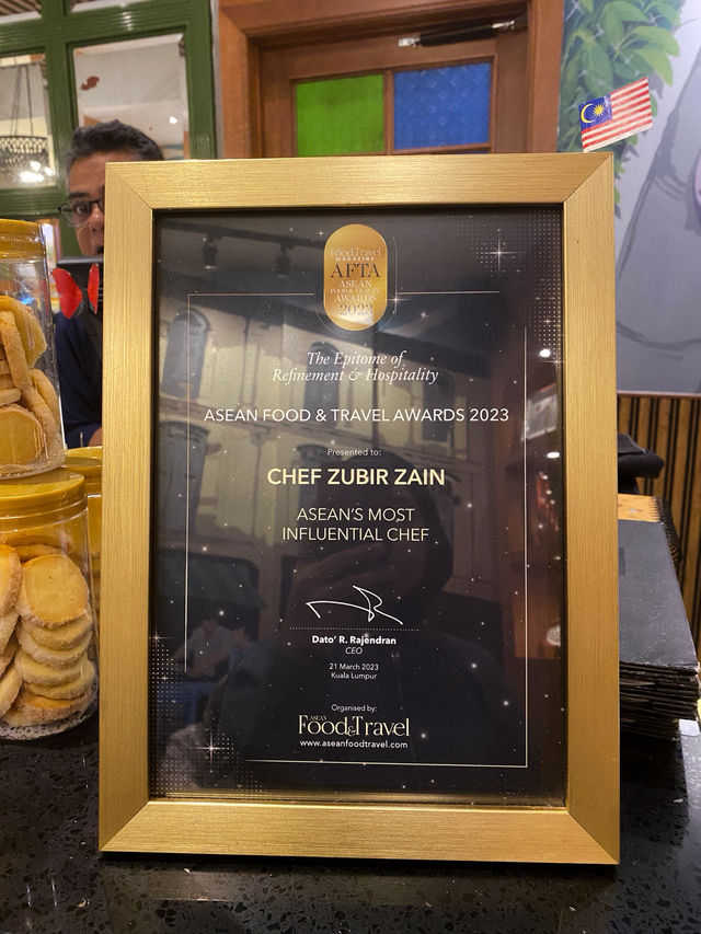 Chef Zubir’s Signature Dining at Elmina 🥘