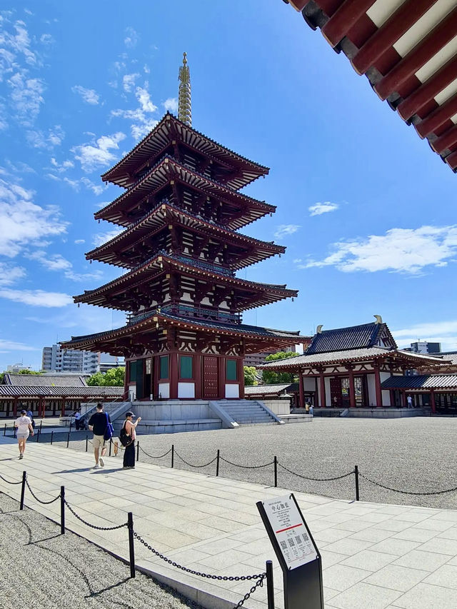 สัมผัสความสงบ 1,500 ปีที่โอซาก้า ⛩️✨
