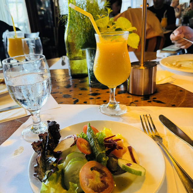 《Barbara’s Heritage Restaurant｜音樂、舞蹈與美食交織的菲律賓文化饗宴》