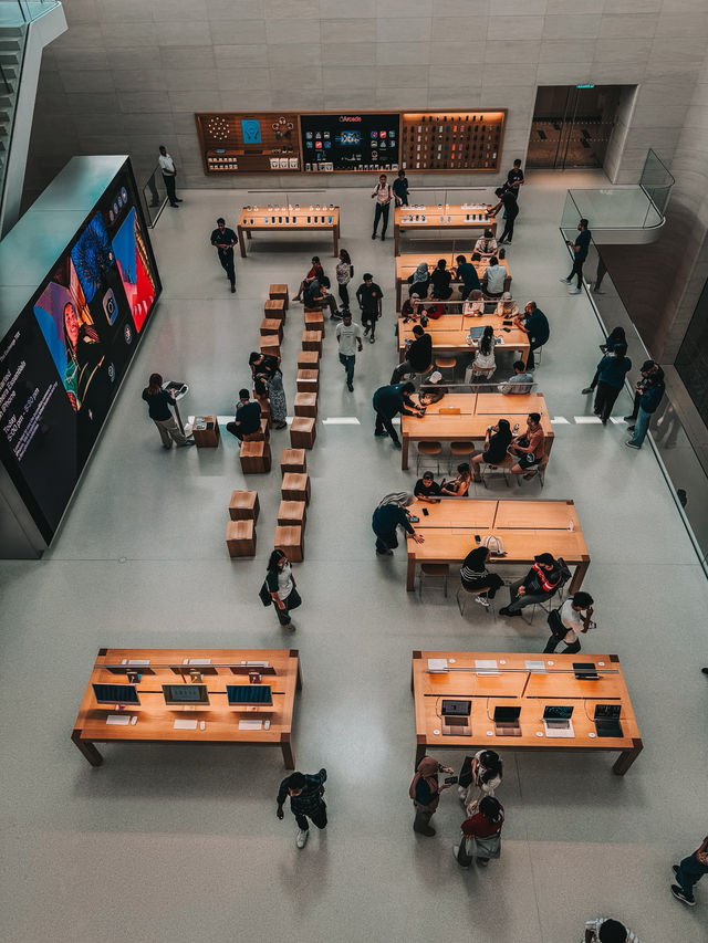 Malaysia’s First Iconic Apple Store — A Landmark at TRX 
