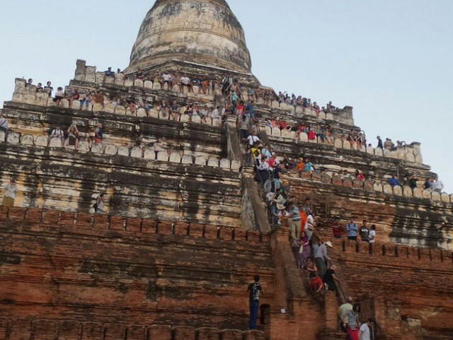 Shwesandaw Pagoda