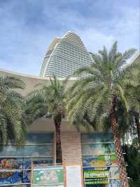 “Tropical Bliss by the Blue – Sanya & Dadonghai Bay Escape”