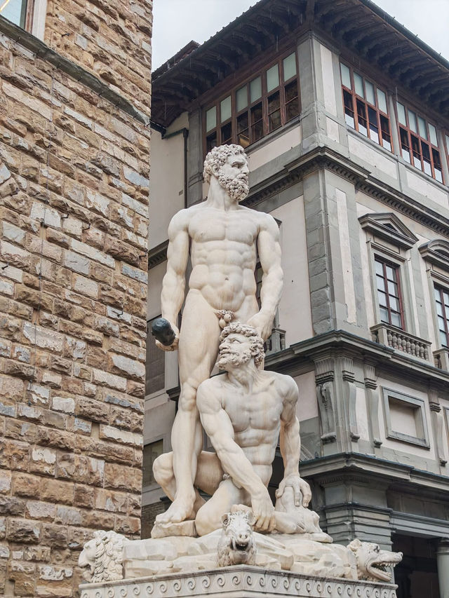 Solo in Florence, Again: A Love Affair with the Details