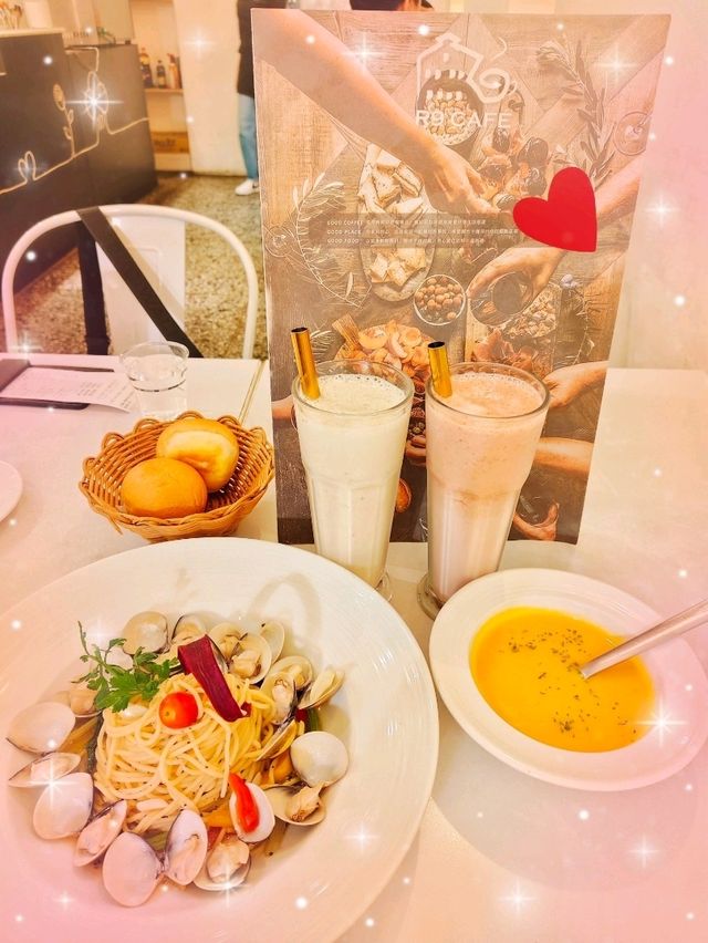 位於雙連與中山站的R9咖啡 | 義式料理豐富美食推薦餐廳😋