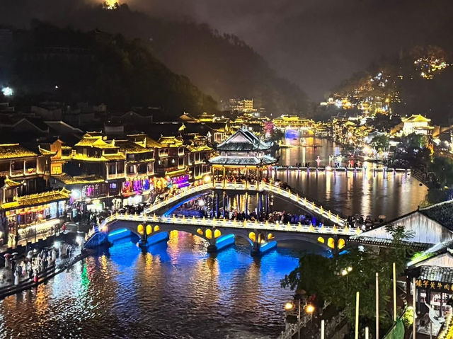 中國湘西 張家界鳳凰古鎮 特色旅遊 中國湘西 張家界鳳凰古鎮 特色旅遊