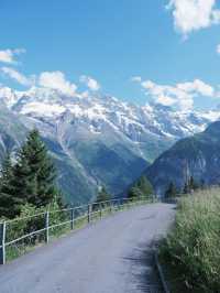 瑞士🇨🇭是阿爾卑斯山少女的故鄉