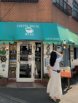 5yen: A Cafe in Hakata, Fukuoka Overflowing with Analog Vibes.
