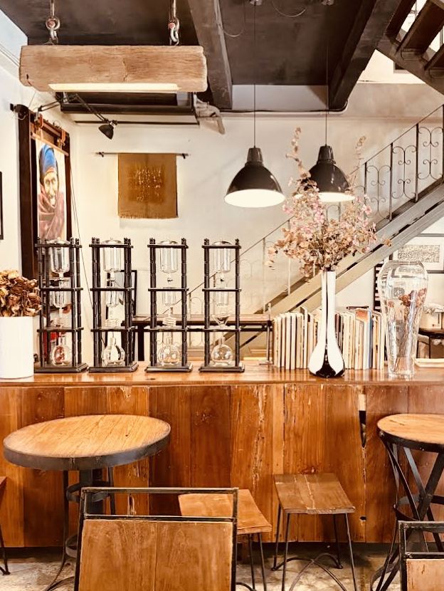 Gray18 Cafe。 | Trip.com トラン