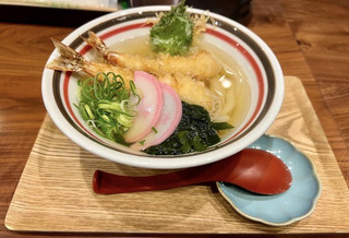 🍜 A famous udon restaurant at Fukuoka Hakata Port! The place you must stop by before boarding the ferry.