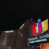 라스베가스 가성비 호텔 트레저 아일랜드