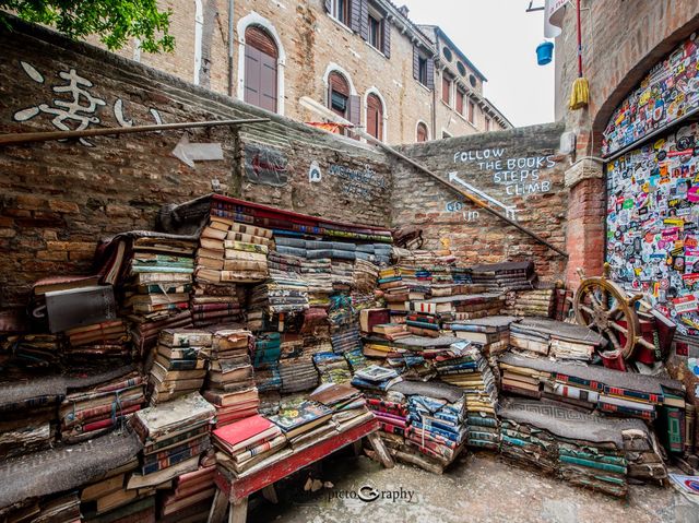 Beautiful Alta Acqua Libreria @Venice, Italy