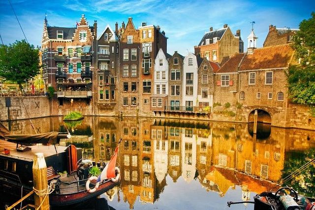 Amsterdam: Canals and Canvas 🇳🇱🚲
