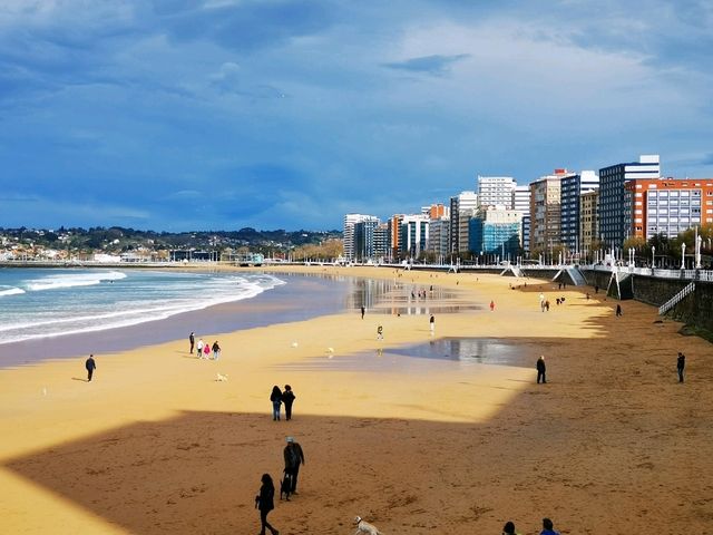 Gijón: Coastal Charms and Hidden Treasures