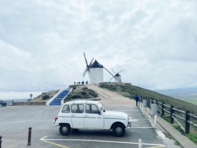 在西班牙也能看到荷蘭的風車？