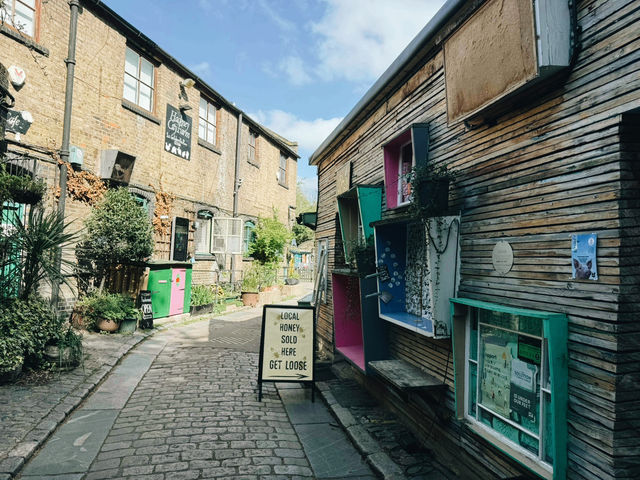 🐐 Hackney City Farm: A Slice of Countryside in the Heart of East London