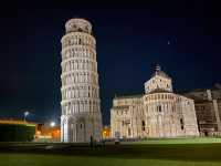 Just a casual day with Pisa’s most famous tilt.