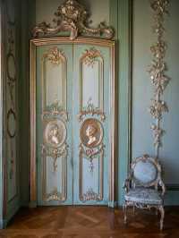 📚 Frederick’s Library: A Quiet Jewel of Charlottenburg Palace 🏛️🇩🇪