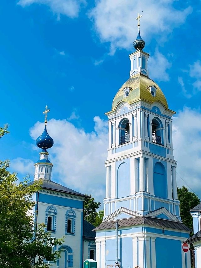 Znamensky Church Complex & Bell Tower: A Spiritual Beacon in Yuryev-Polsky