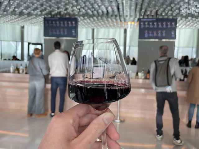 🍷✨ รีวิวท่องเที่ยว “La Cité du Vin” เมืองบอร์โดซ์
