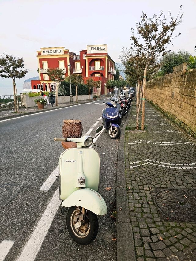 Discover the Beauty of Sorrento🍋, Amalfi Coast