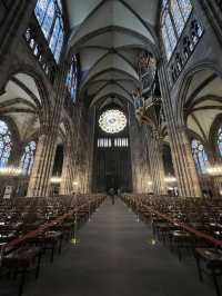 Skyward Majesty – Strasbourg’s Notre-Dame Cathedral Will Leave You Speechless ✨🕍  