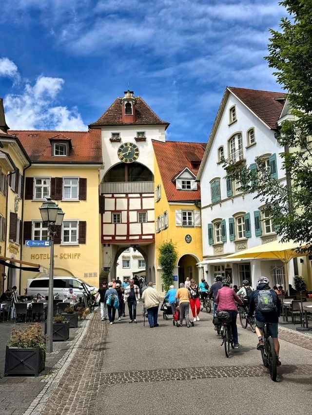 🌅 Meersburg Magic: A Fairytale Town on Lake Constance
